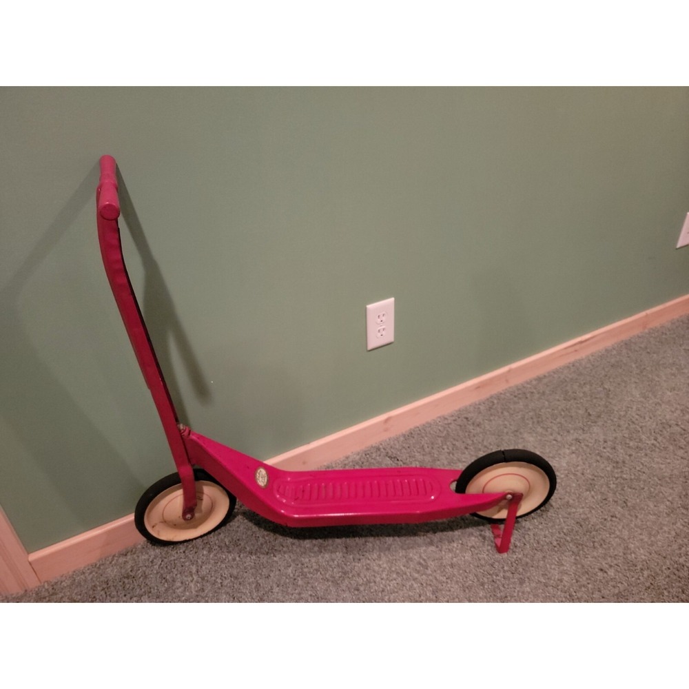 Vintage Schilling 501 Red Scooter